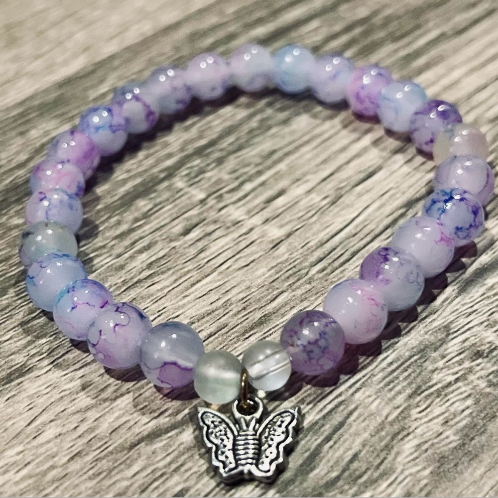 Butterfly Drift || The Dreamlight Charm Collection